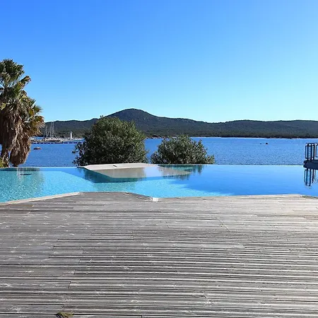 Stephi - Superbe T2 Acces Plage, Piscine Chauffee *