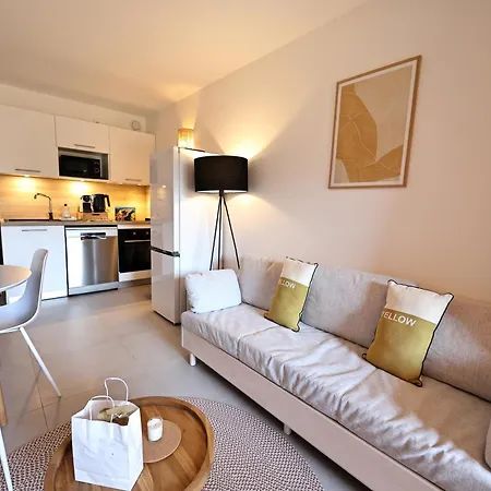 Stephi - Superbe T2 Acces Plage, Piscine Chauffee *